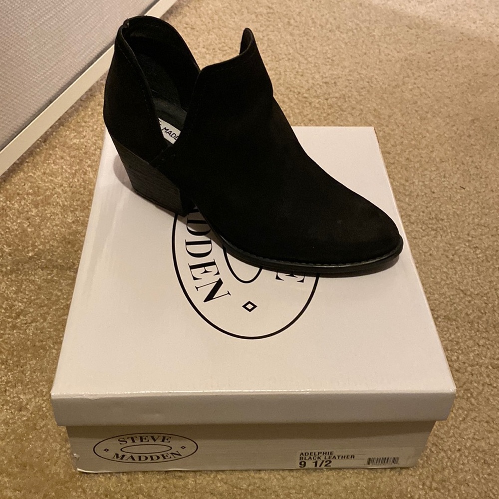 Steve Madden Adelphie booties